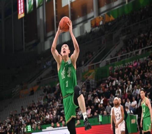 刚刚，辽篮赢了！