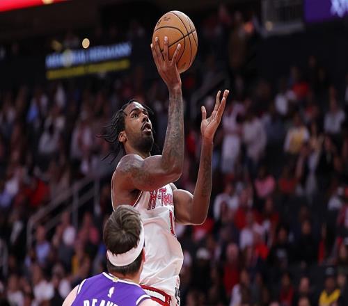 锋线新星的表现没有任何回暖的迹象，火箭内部真是出现大问题了