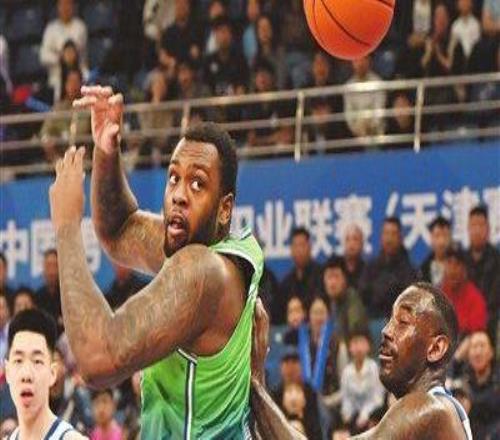 天津男篮主场惜败于卫冕冠军