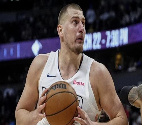 掘金主帅：约基奇就是世界上最好的球员，看他打球真的很享受