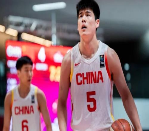 广东男篮最新动态！新星遭受杜峰雪藏，杜峰新职位安排出炉，徐杰强势回应客场球迷