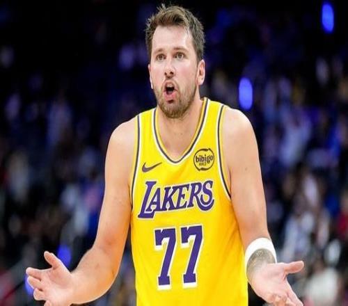 防住东契奇绝平三分！活塞主帅：我们不点球相信能防住任何球员