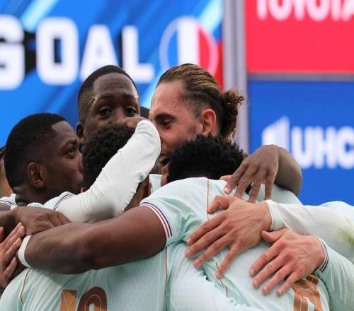 十人法国热身赛21巴西！姆巴佩单刀破僵利物浦9000万神锋建功