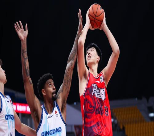 两双已是家常便饭！战青岛7中5砍11+10，球迷：焦泊乔又要失眠了