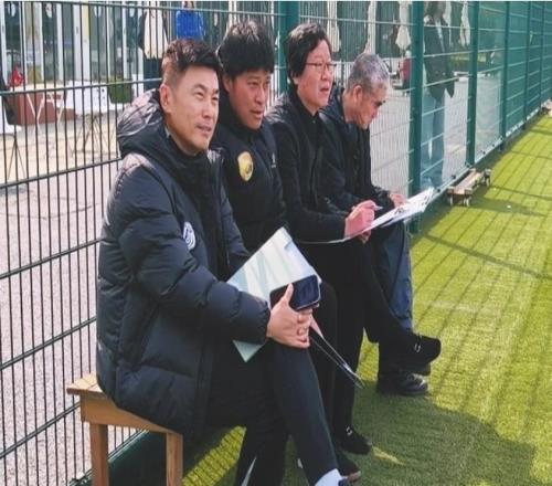 中超中甲中乙主教练齐上阵