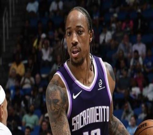 德罗赞成NBA历史单场至少30分10助攻且0失误的最高龄球员