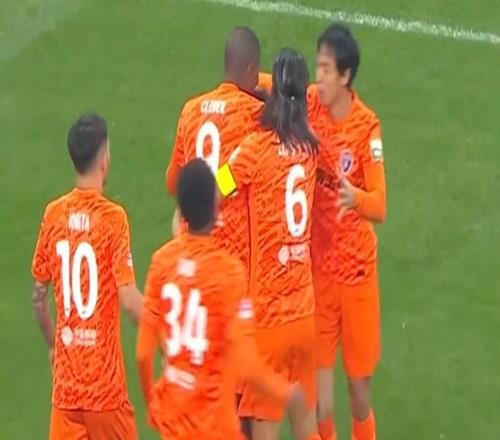 30！31！中超战报：申花大获全胜，河南高开低走，大连主场翻车