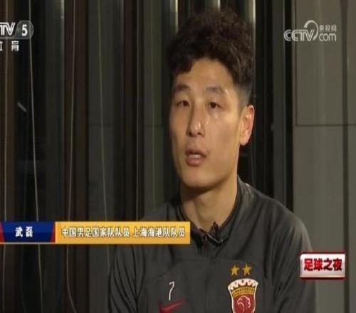 中超射手王武磊以“三娃爸”身份分享经验:家长要多陪伴孩子一起运动!
