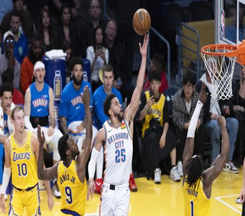 在NBA,季后赛第二轮被横扫出局和无缘季后赛,哪个表现更差