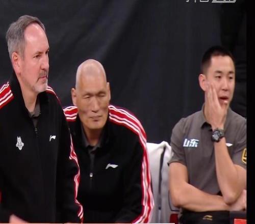 帅论塞巴斯蒂安：珀塞尔在最后站了出来，队员们打出了团队篮球