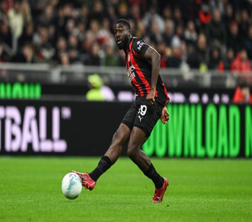 加拉塔萨雷高管与米兰谈判福法纳米兰给出的底价是4000万欧_意甲直播