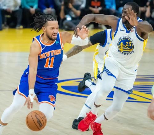 库里27+3+7！勇士13分大胜，看数据：他是头号功臣！