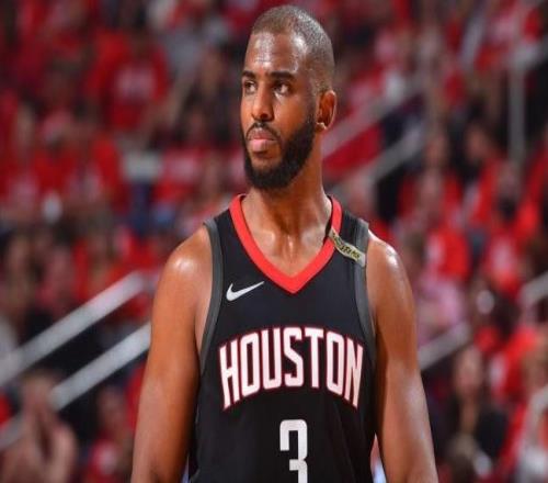 韦德:火箭应签下保罗,他们需要一个能让队友各司其职的人