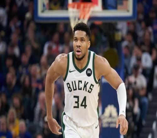 被主队球迷嘘完，字母哥还能待多久