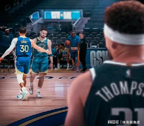 哇塞，恭喜湖人，历史级三分射手来了！