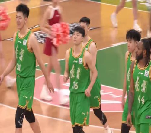 随着北京惨遭翻盘，辽宁险胜新疆，深圳惨败，CBA最新积分榜有变