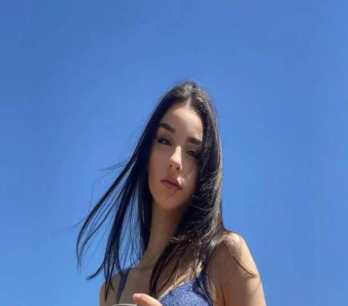 性感丨意甲场边有道风景线