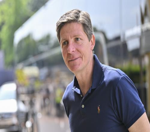 赛后指责俱乐部英媒称水晶宫未获悉格拉斯纳将宣布离队_英超直播