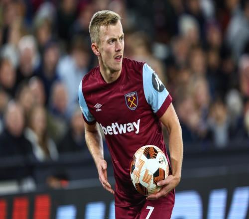 西汉姆中场普劳斯在努诺手下频遭冷落冬窗或许要打包走人_英超直播