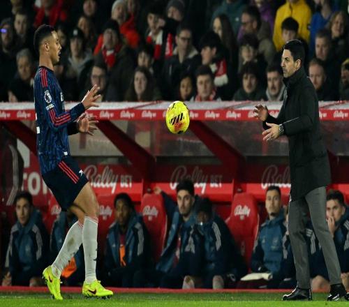 詹俊：阿尔特塔用了两套进攻阵容，但四线作战的影响肉眼可见