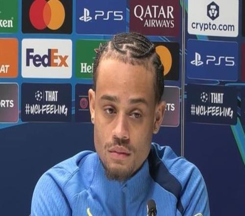 西蒙斯：欧冠是最大的舞台，我们想在主场拿到三分