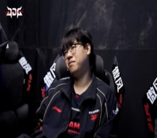 JDG分享战胜AL赛后返图：胜利是最好的生日礼物