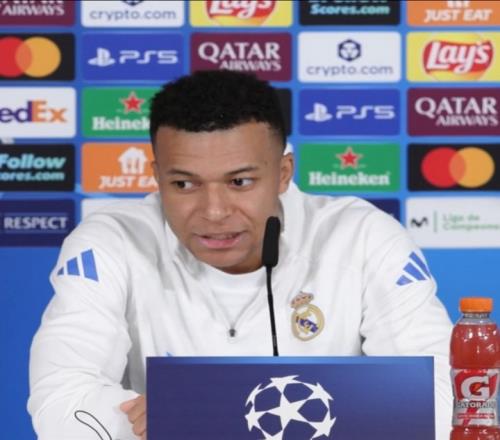 姆巴佩回应阿隆索关系传言反驳法国记者言论_西甲直播