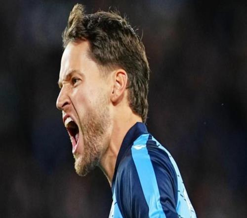 世体：巴萨关注雷米罗，希望其成为门将位置的轮换与竞争者