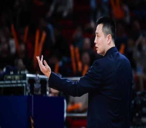 上海男篮力克新疆队，收获联赛两连胜