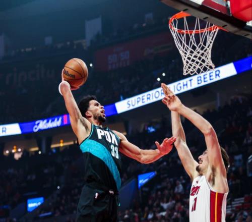 夏普27分7篮板开拓者击败热火4连胜，阿夫迪亚20分7篮板