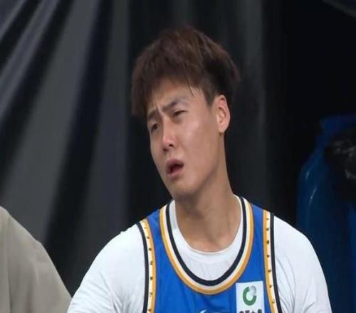 北京媒体:赵睿检查后骨头和神经都没问题只是腰肌有一定的损伤