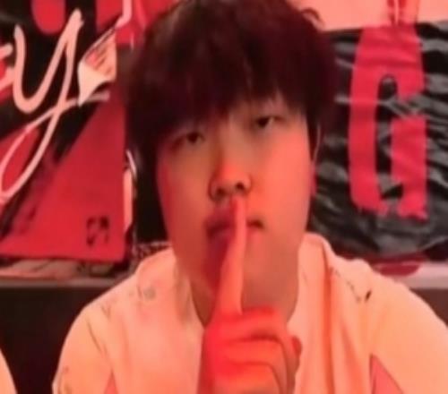 串Crisp：看比赛只为Bin哥帅脸，你们别串只有我是真情实感的