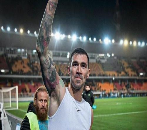 拉齐奥官方：罗马尼奥利将留队，尽管球员收到了多方询问