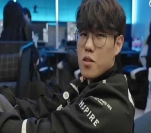 Oner：Raptor打得非常有攻击性，这让我一度有些慌张