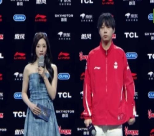 赛后采访WE.yaoyao：两年多没打比赛能回来打很幸福