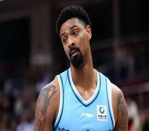 掀翻联盟第4!2名辽粤弃将成功臣,一个6中5砍2双,一个末节12分