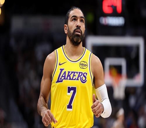 也是见怪不怪了！湖人替补控卫不出意外又一次打出了0分的表现