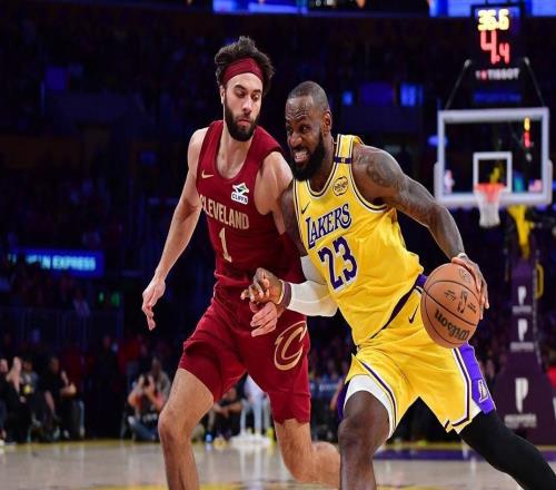 NBA传闻:若勒布朗詹姆斯离开湖人,骑士将张开双臂欢迎他回归