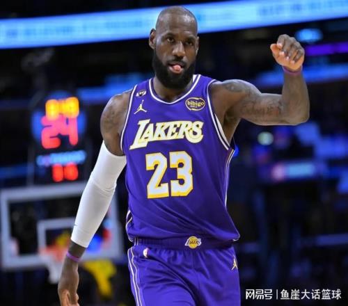 湖人124104独行侠！雷迪克认清现实，詹姆斯赛后也直接把话挑明