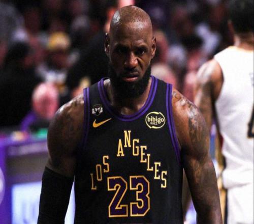 湖人110101鹈鹕！老詹把话挑明，东契奇两点该批，里夫斯好消息