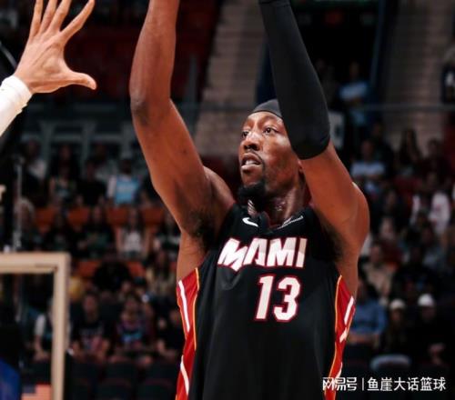 热火拒逆转！阿德巴约21分13罚，勇士弃将爆发，字母31+6沮丧无奈