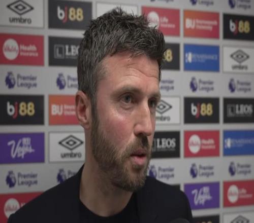 卡里克:首发没变这不是轻松的决定,但我们觉得这是正确的