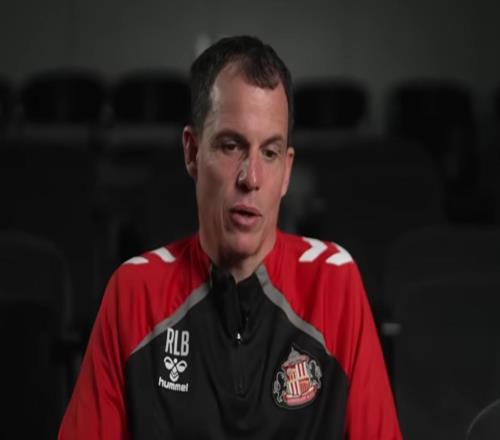 勒布里斯：《我心永随桑德兰》让人理解俱乐部与球迷间的联系