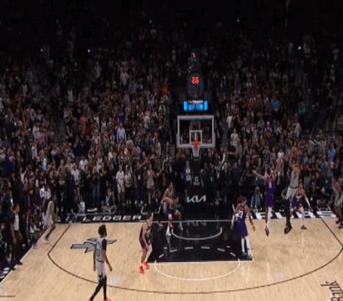 炸裂！绝杀锁定季后赛！仅次于雷霆的NBA强队