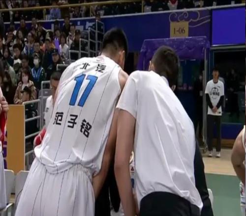 连续被弃用！北京队脓包找到了，许利民亲手割掉，球迷：大快人心