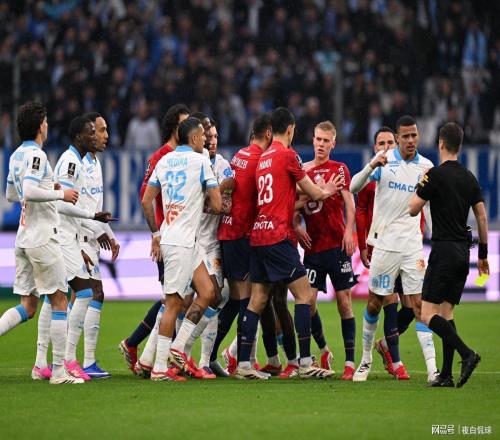 13分钟被暴力放倒，群架+受伤破门，格林伍德“剧情”一集拉满