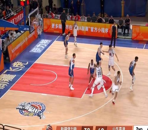 全场战报7人得分上双！山东男篮102：82胜新疆，迎三连胜