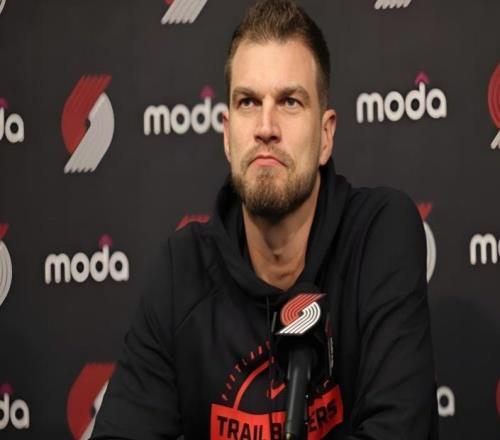 西部黑马开拓者，又逆袭了