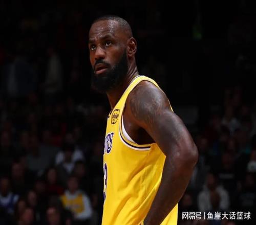 大爆冷！东契奇39+4难救主，三球30+11平纪录，老詹29+9提前离场