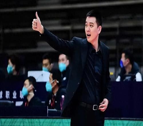 这就是杨鸣的个人魅力！揽责不甩锅，低